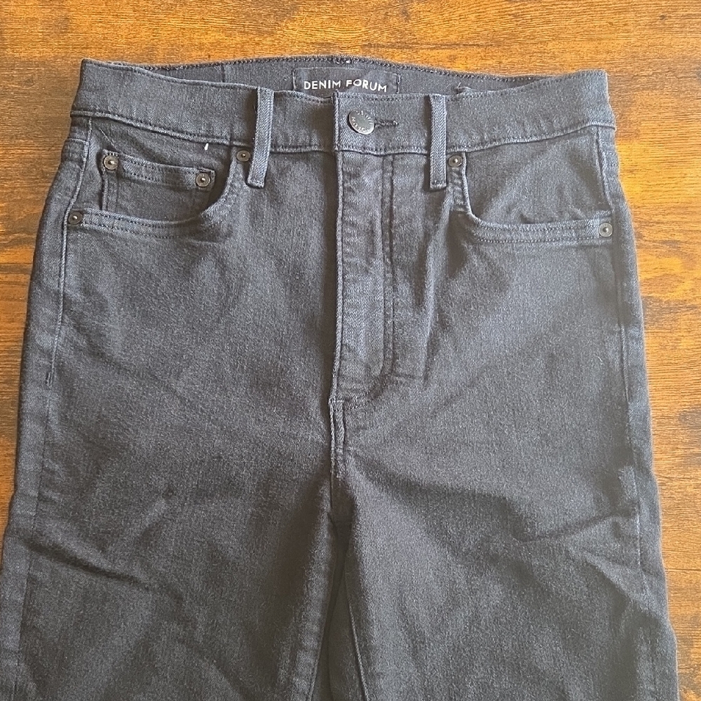 Black Denim Forum Lola High Rise Skinny Crop Size 27